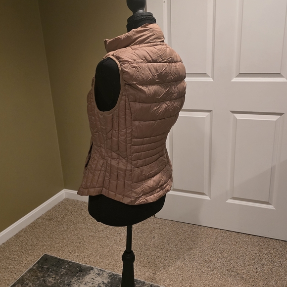 Love Tree Light Brown Quilted Vest - Picture 2 of 3